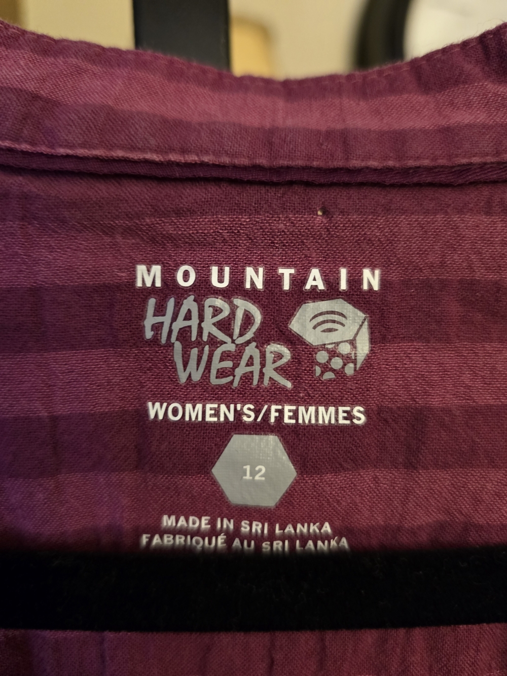 Mountain Hardwear Plum Striped Henley Lightweight Outdoor Top Size 12 - Picture 4 of 6